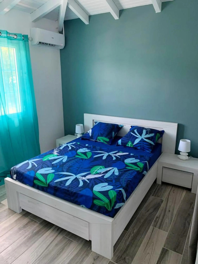 Villa de 4 chambres avec vue sur la mer piscine privee et jacuzzi a Le Marin a 3 km de la plage