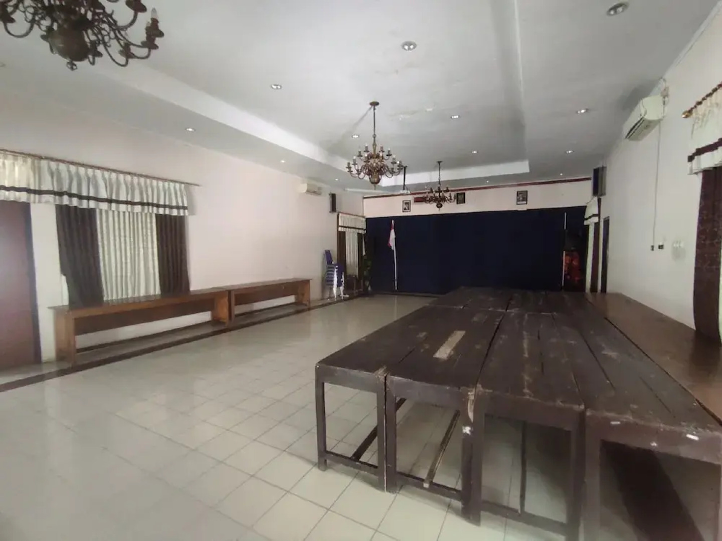 Capital O 93024 Hotel Ganesha