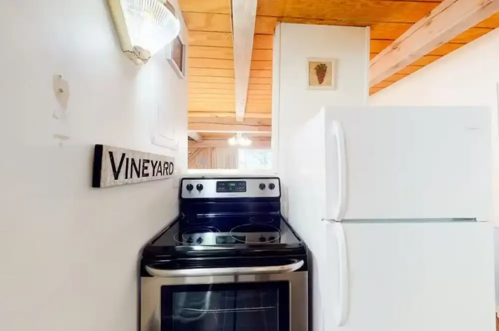 The Island Inn By TO