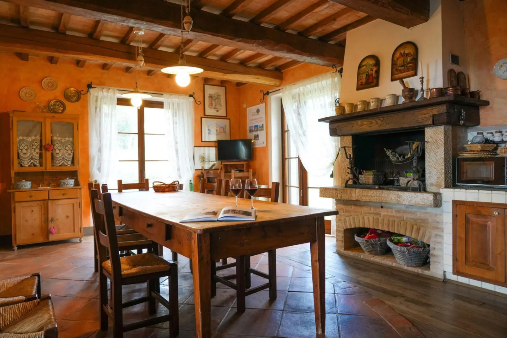 Villa for 10 Guests Private Pool Access to the Wellness Center of the Estate-rose