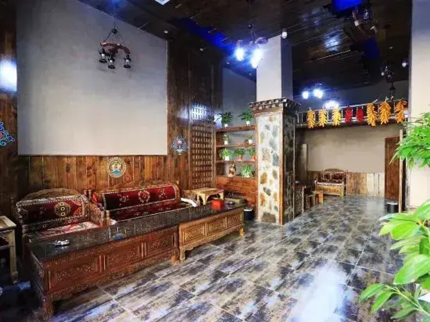 Dongnvqing Culture Theme Hotel