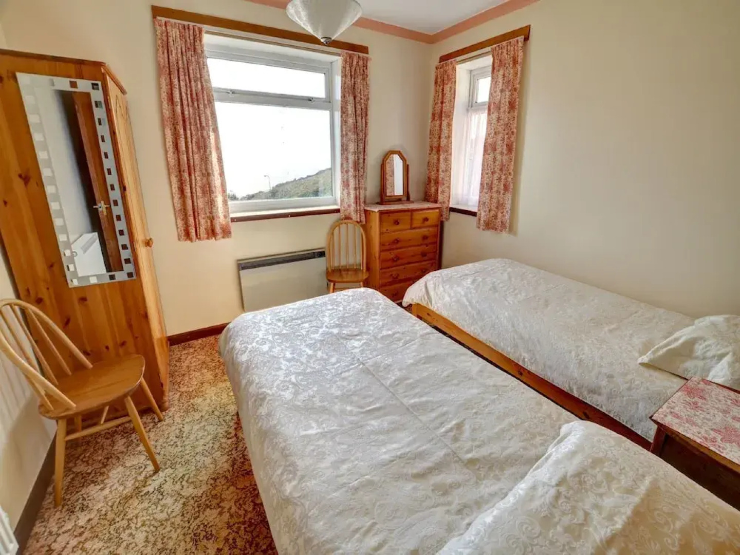 Apartment With Panoramic Views Across the sea Down to Grassholk and the Skomer Islands