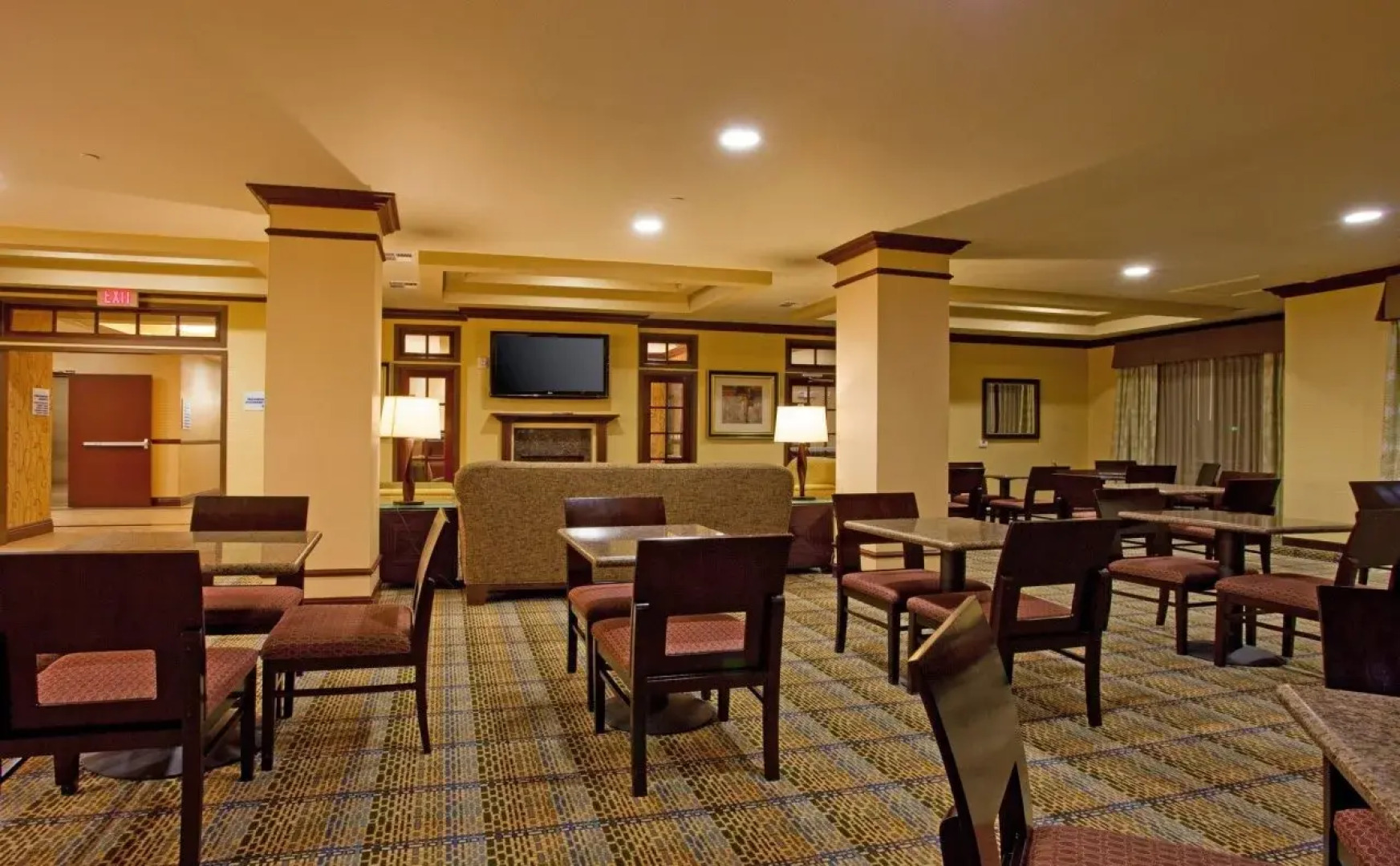 Holiday Inn Express & Suites Frazier Park by IHG