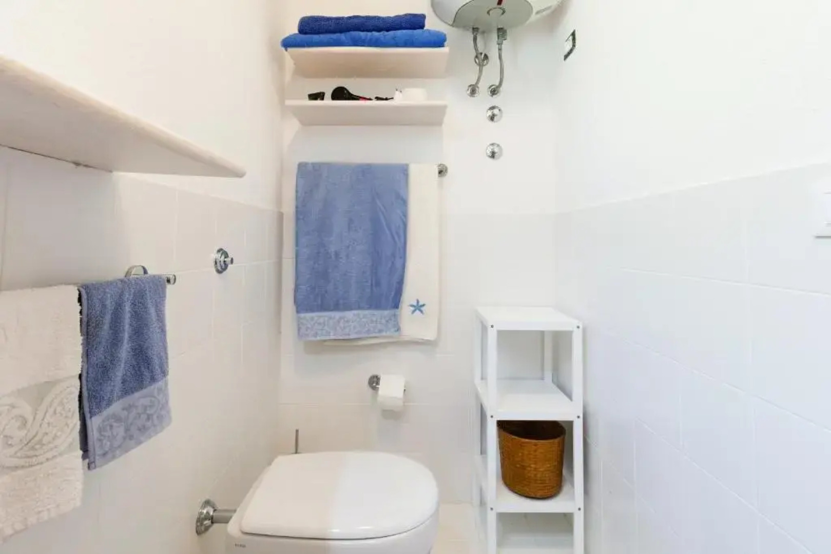 Villetta con Piscina condivisa e Giardino esclusivo di 1000 mq