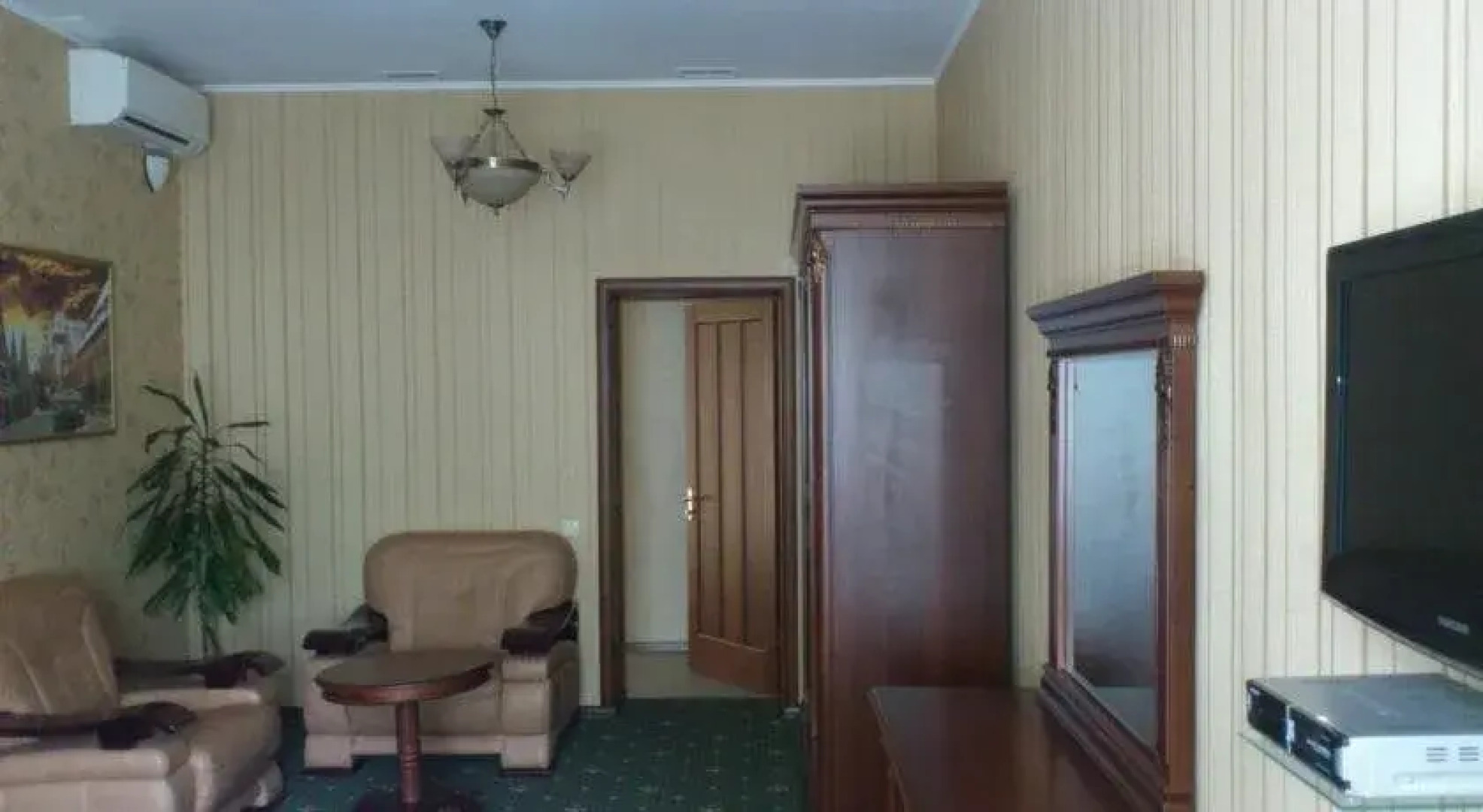 Гостиница Статус