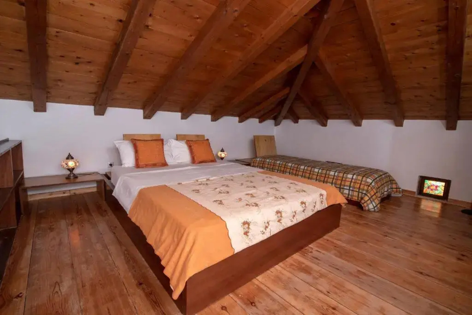 Aeolos Guesthouse