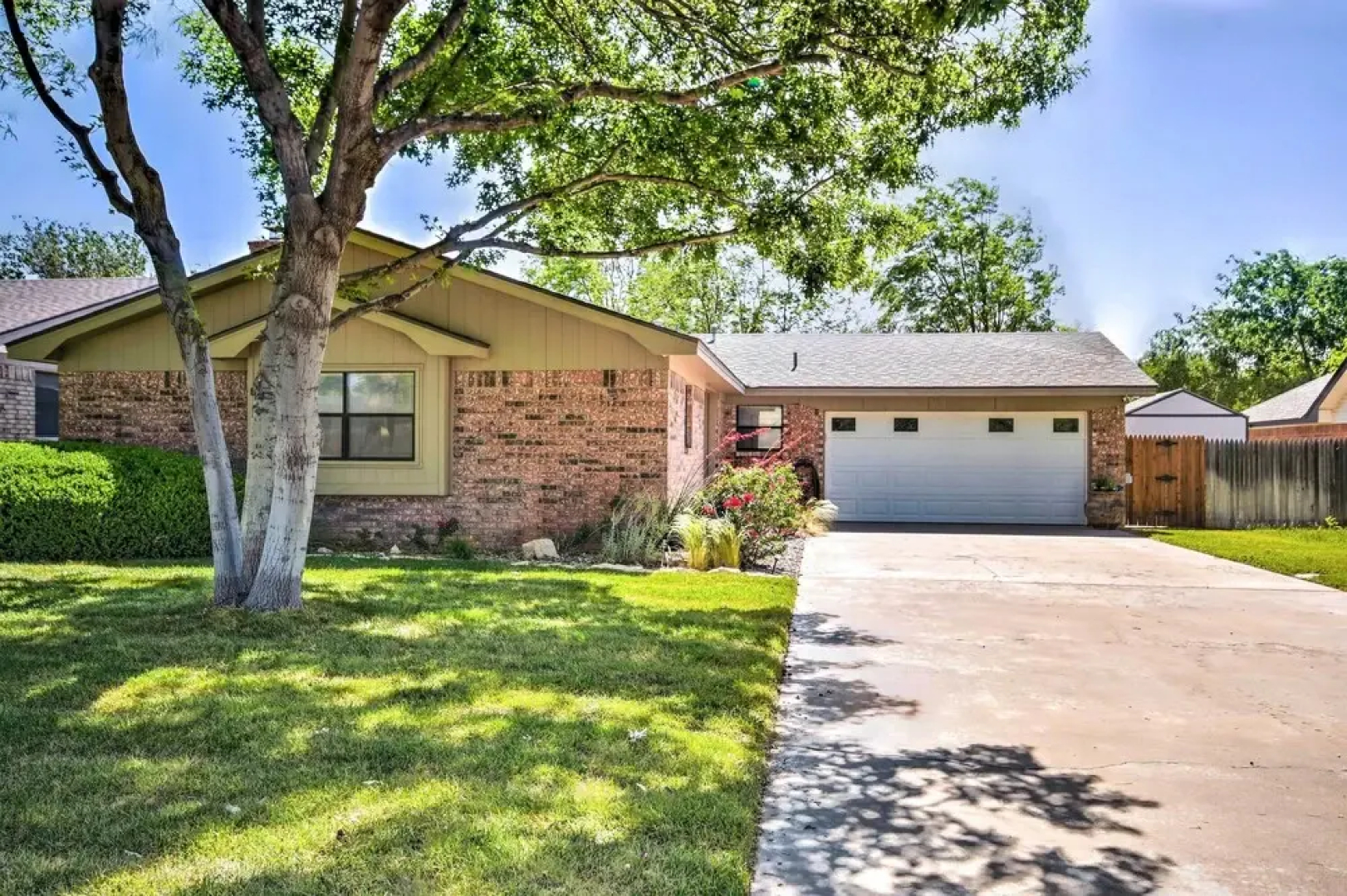 Unique Ranch-style Home < 2 Mi to Downtown!