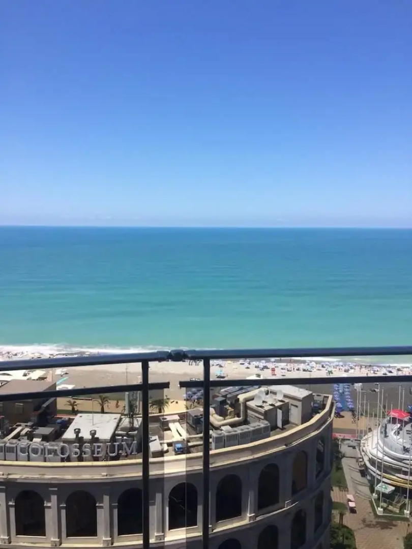 Grand Royal Hotel