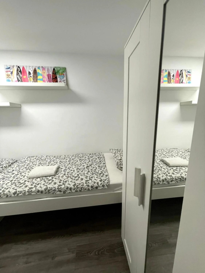 Sant Adria Beach apartment Wi-Fi Parking Free