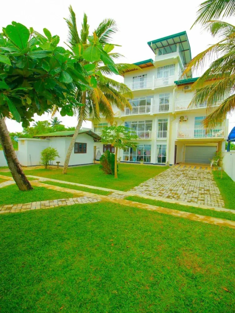 OYO 416 Onaro Beach View