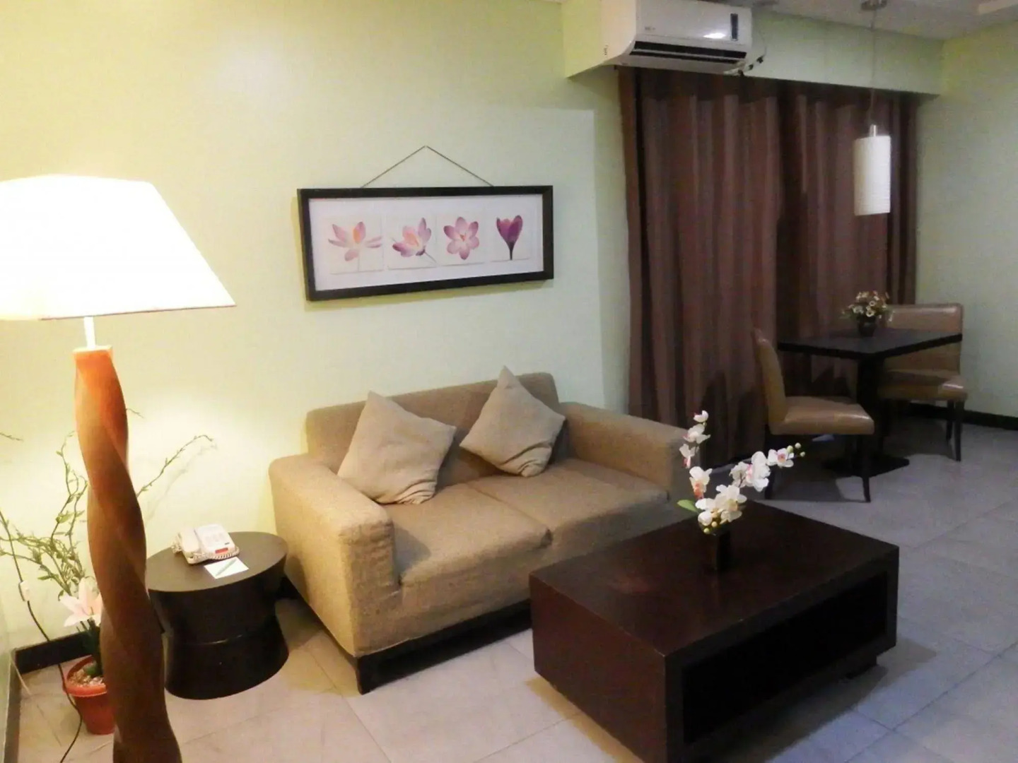 Tanza Oasis Hotel and Resort