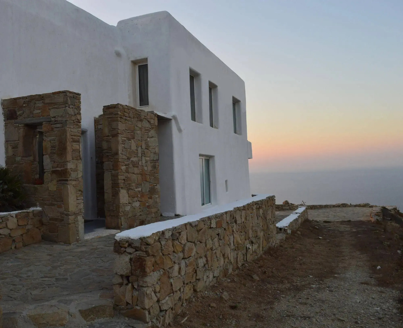 Fanari Apartments & Villas
