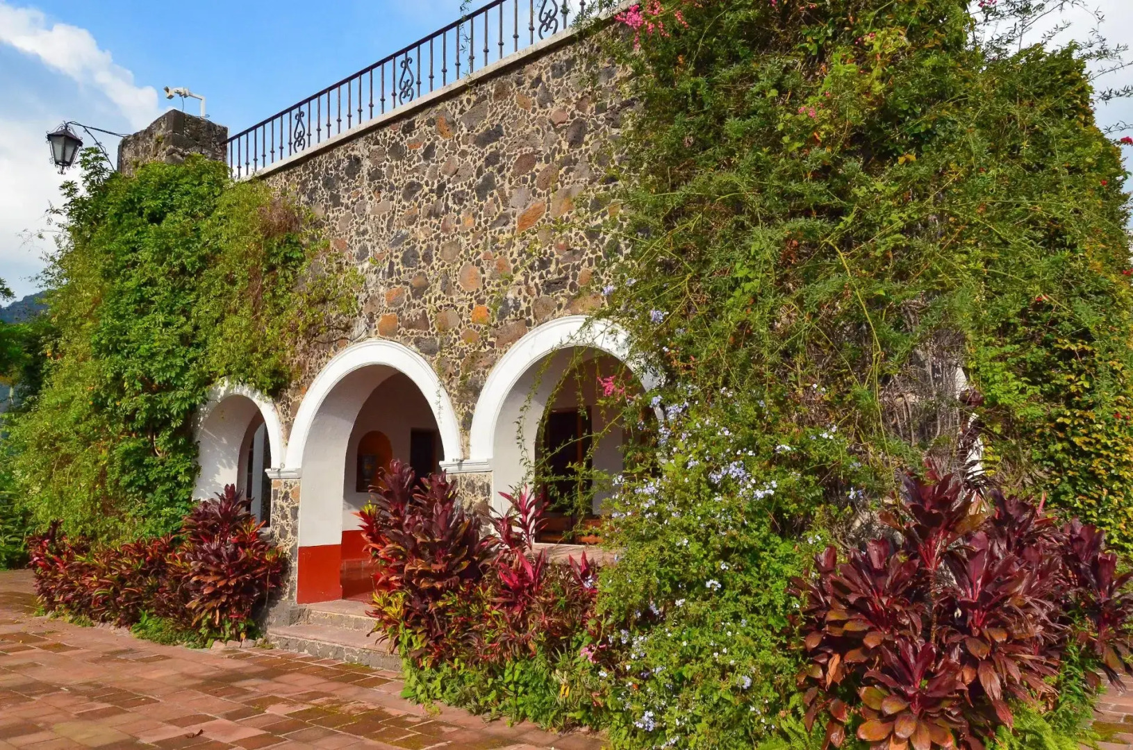 Posada del Tepozteco - Hotel & Gallery