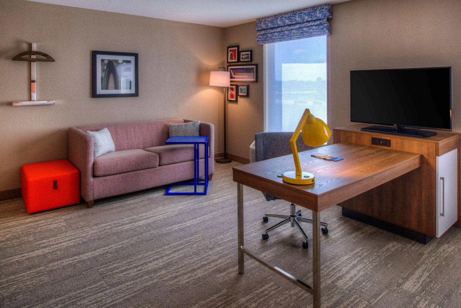 Hampton Inn & Suites Wixom