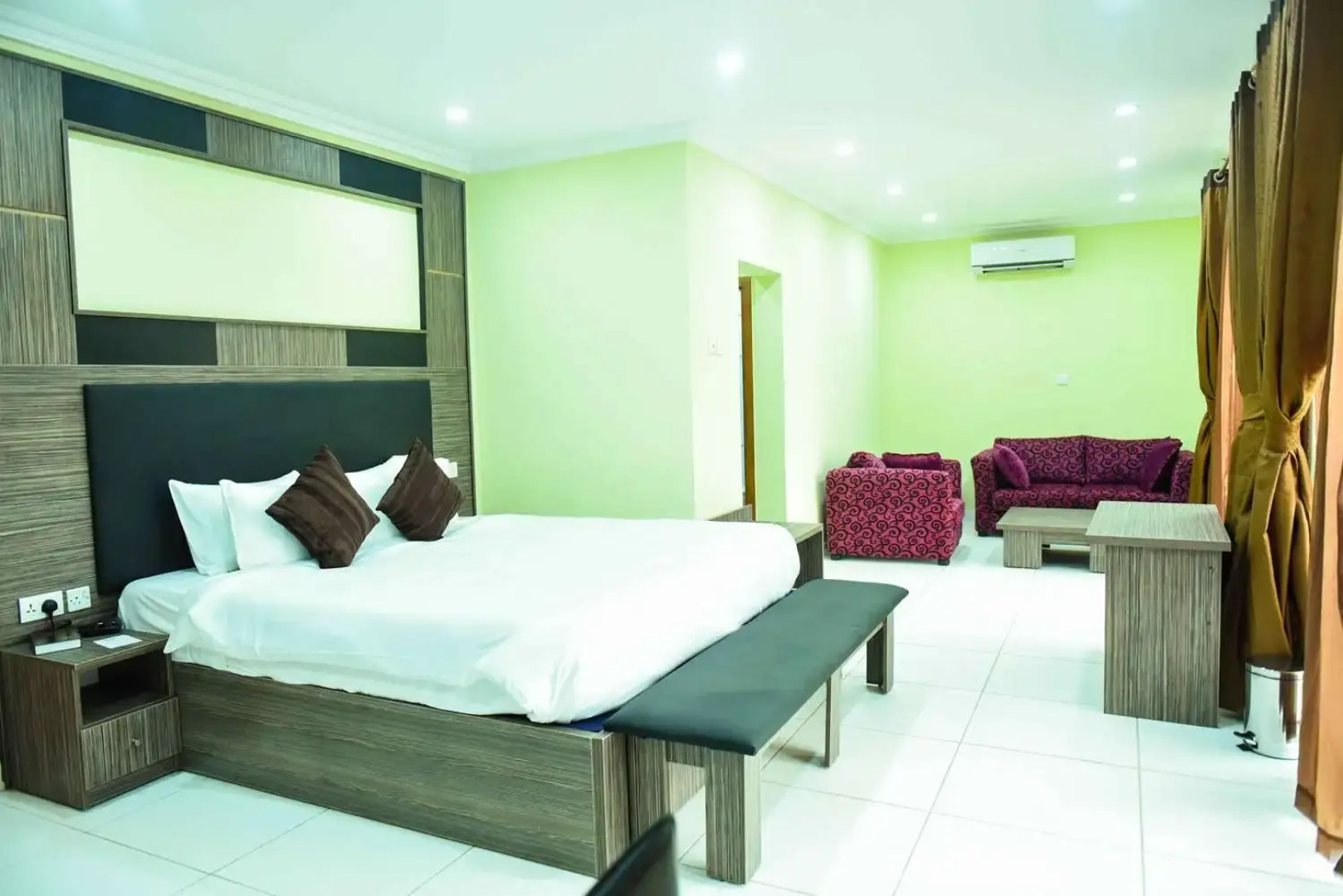 Best Western Plus Mydas Hotel