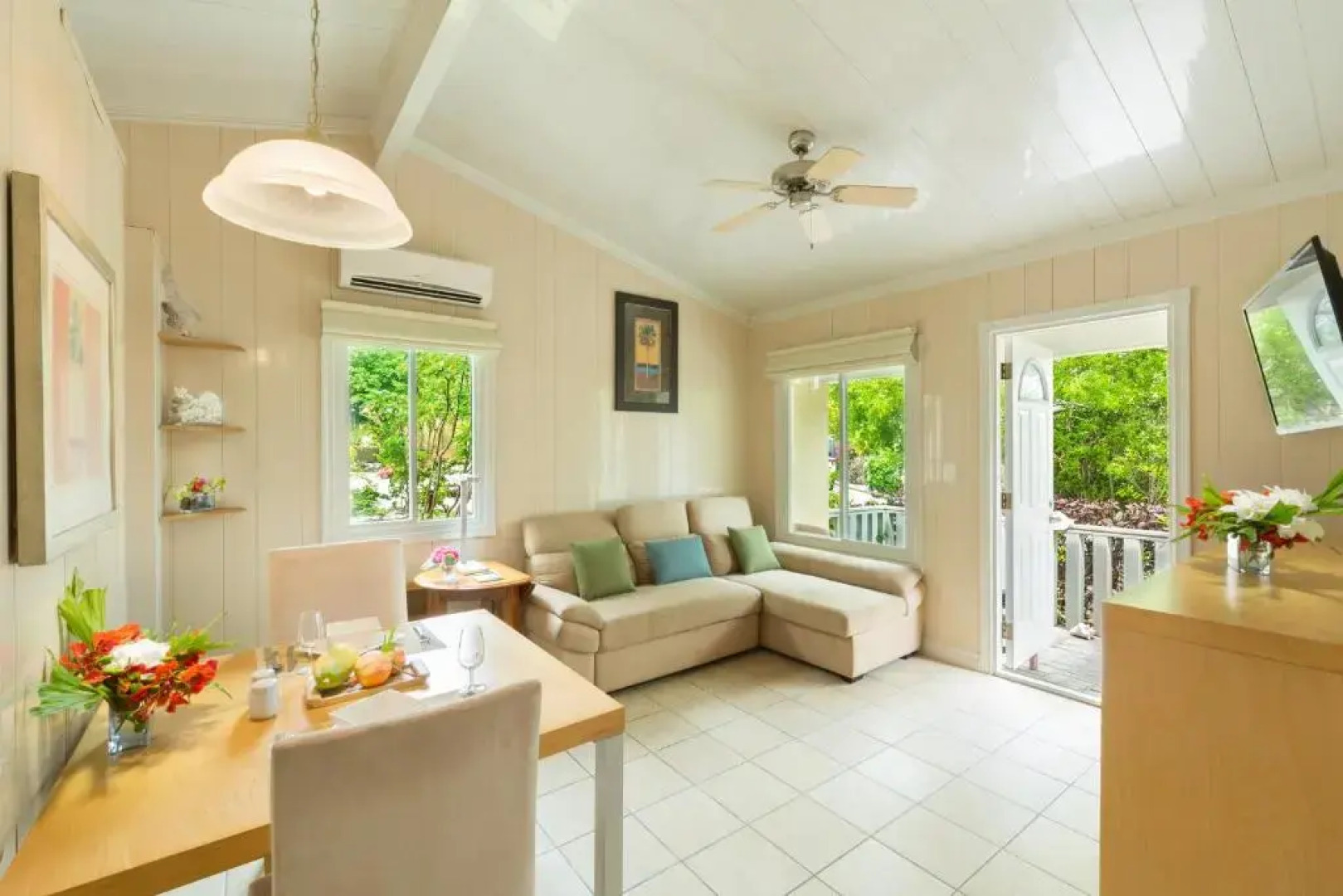 Kokomo Botanical Resort - Caribbean Family Cottages