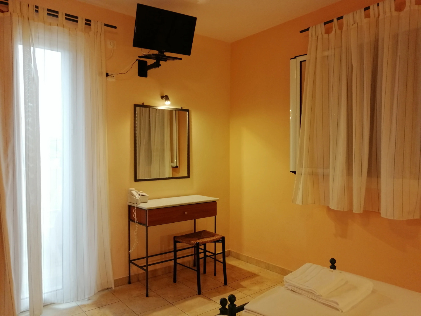 Elanthi Village Hotel