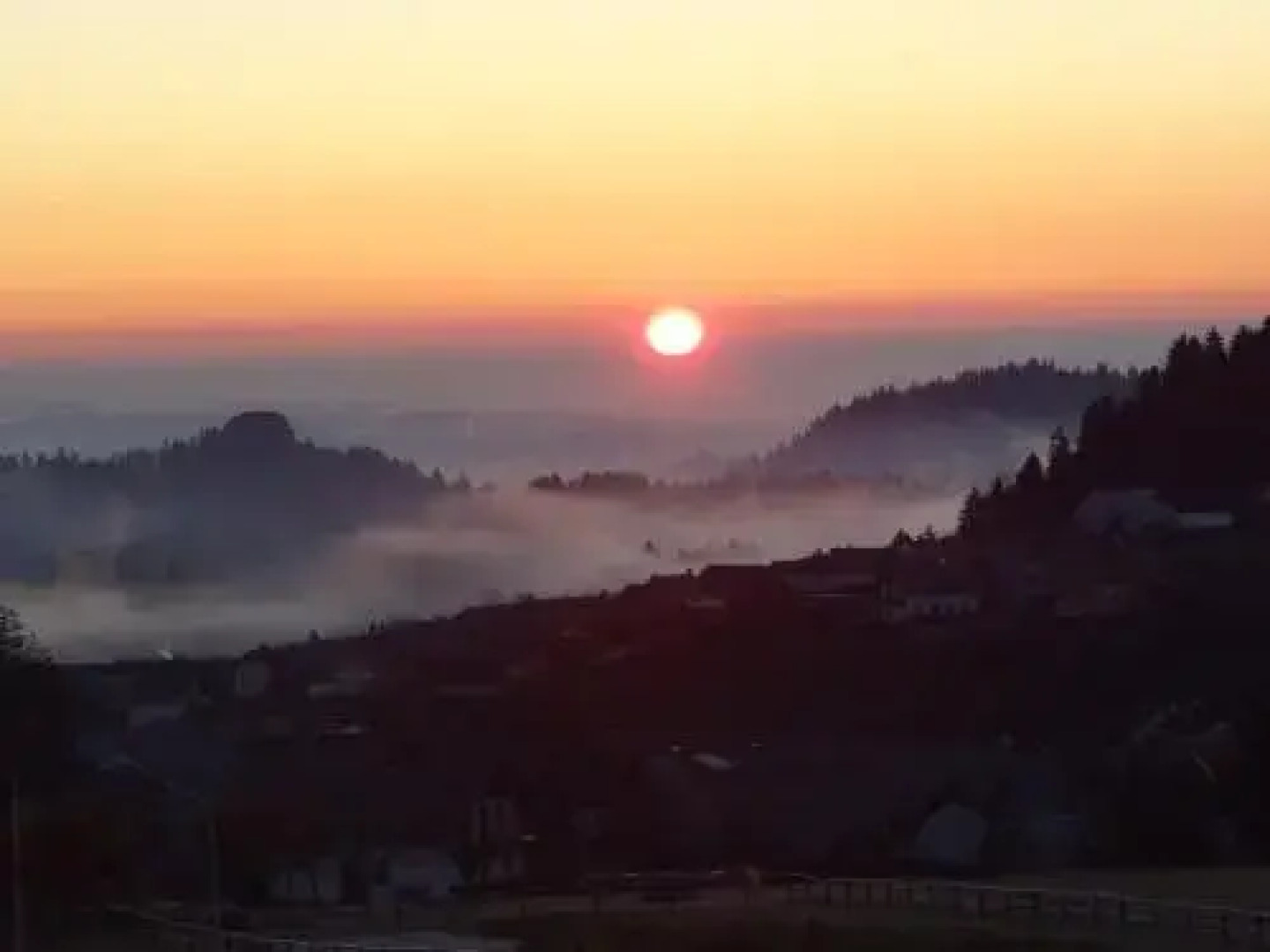 Apartments and Rooms With View on Bled