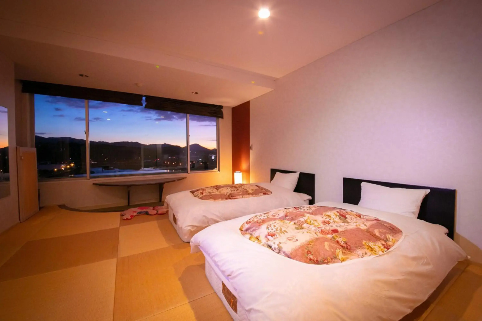 Hinanosato Sanyoukan