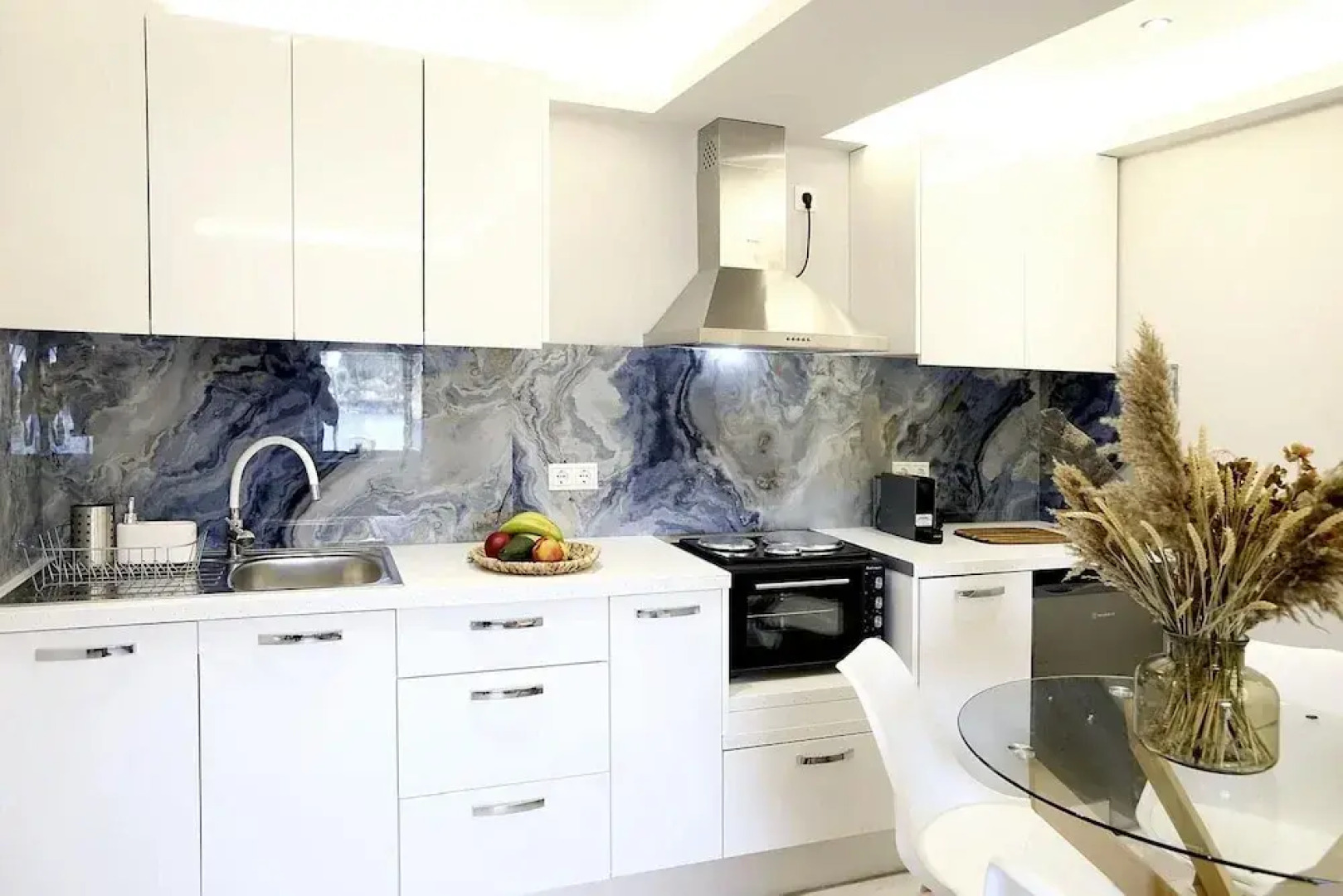 Vostalo apartments by Kassiopi's Sea