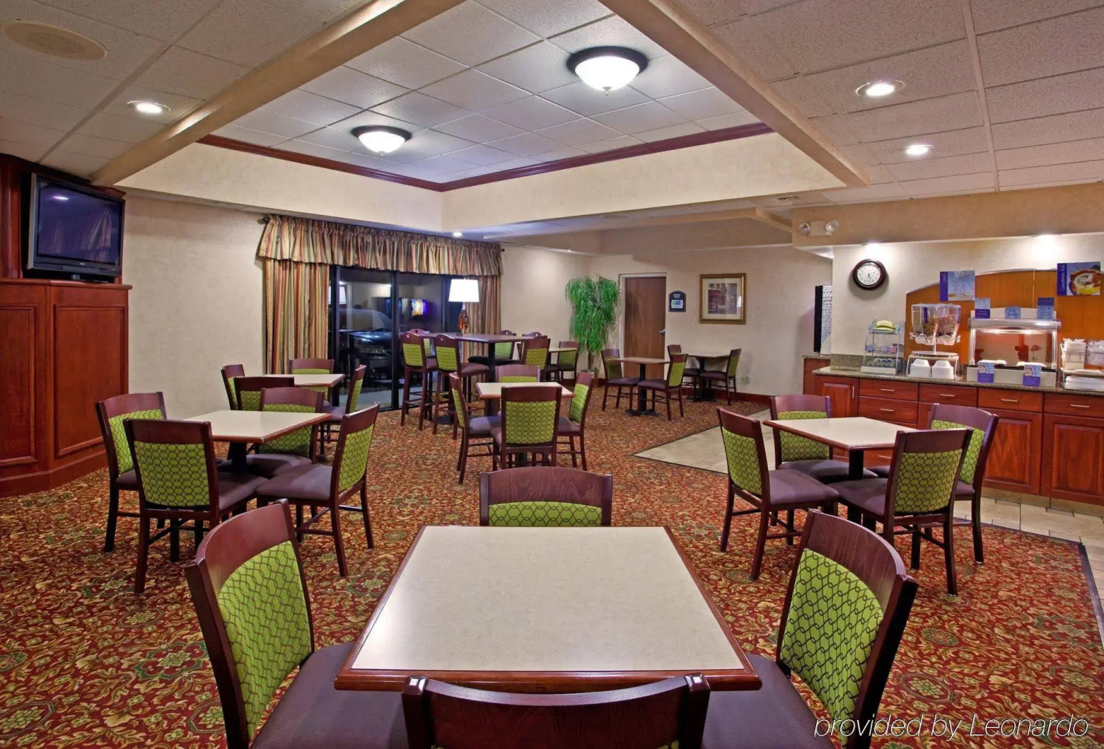 Holiday Inn Express & Suites Dayton-Huber Heights by IHG