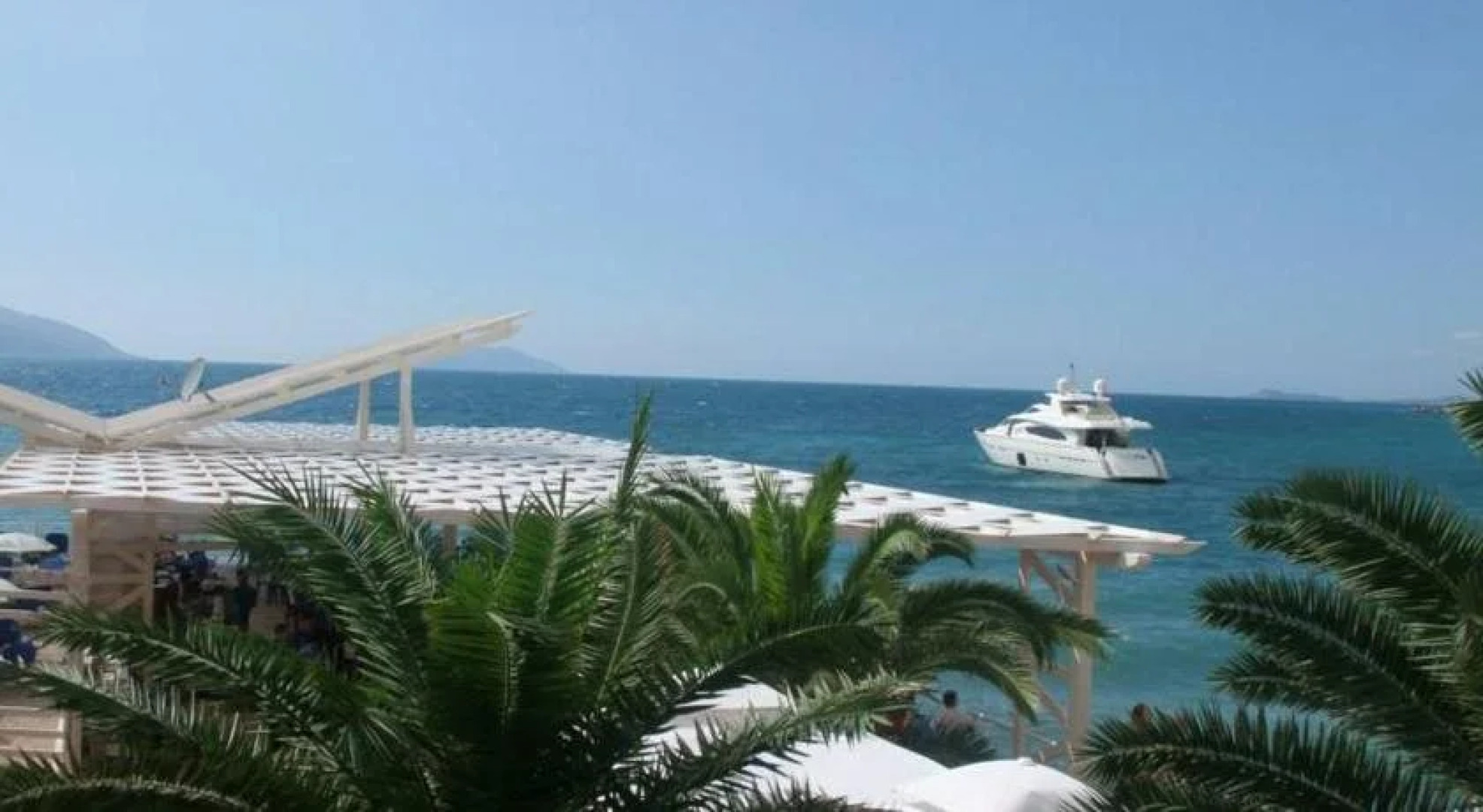 Paradise Beach Hotel