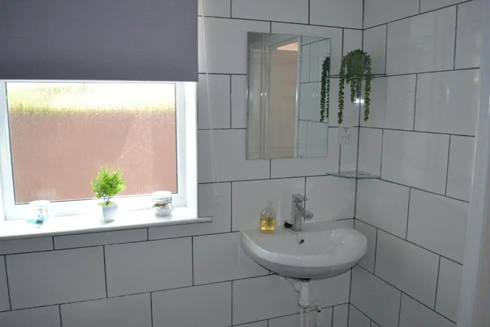 Number 1 Lytton Tree Lodge