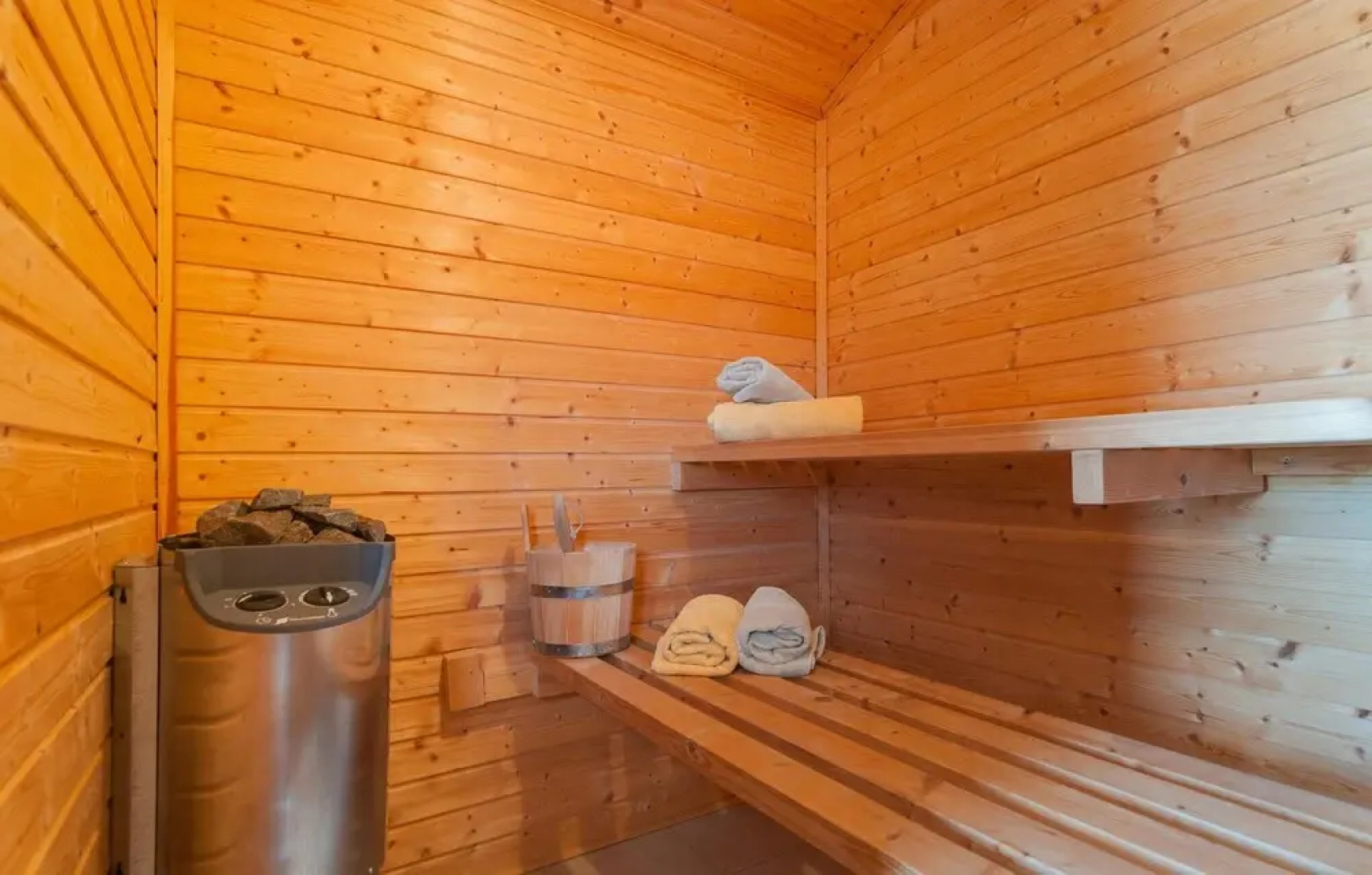 Beautiful Home in Mudri Dolac With Sauna, Wifi and 4 Bedrooms