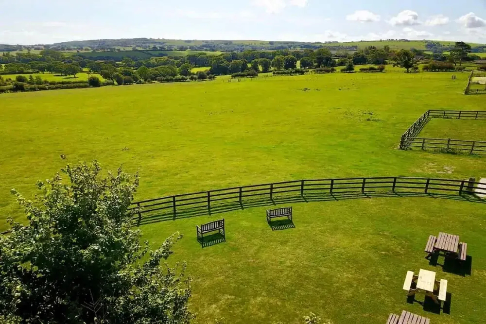 Tithe is a Stunning Barn Conversion Close to Ryde Sleeps 6