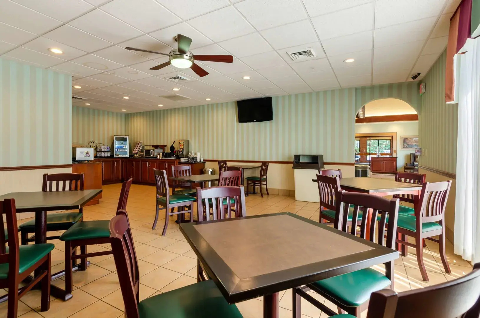 Best Western Staunton Inn