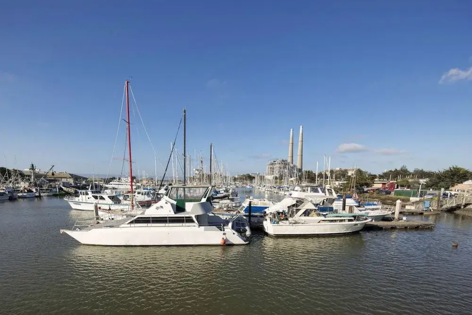 Inn At Moss Landing Point