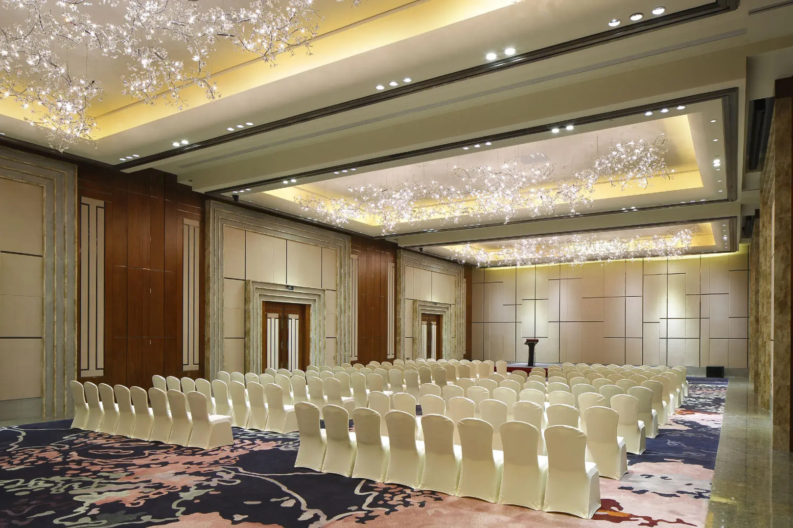 Crowne Plaza Huangshan Taiping Lake