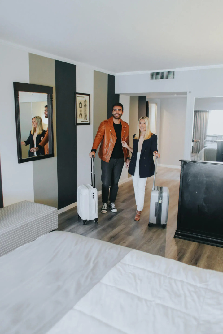 Plaza Real Suites Hotel