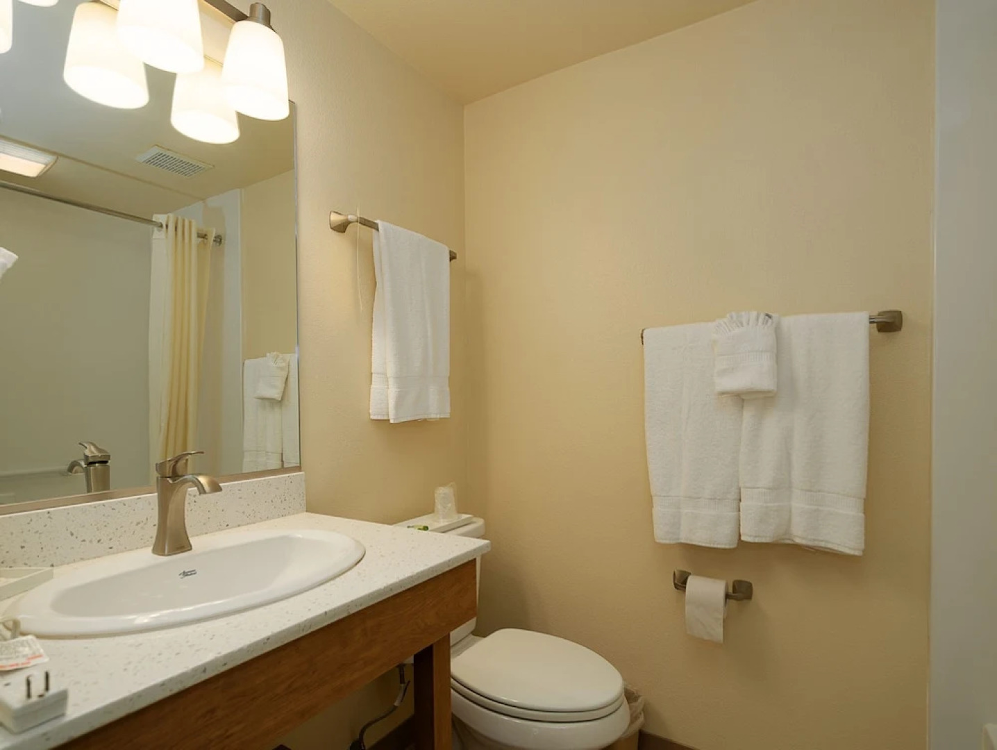 Kellogg West Conference Center and Hotel