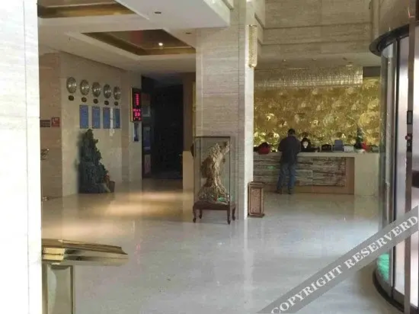 Urba Bona Hotel (Golmud Railway Station & Kunlun Park Branch)