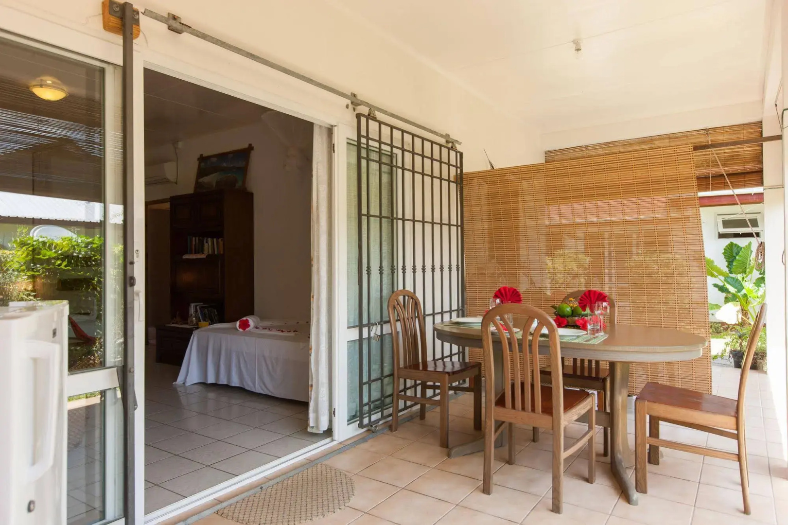 Le Relax St. Joseph Guest House