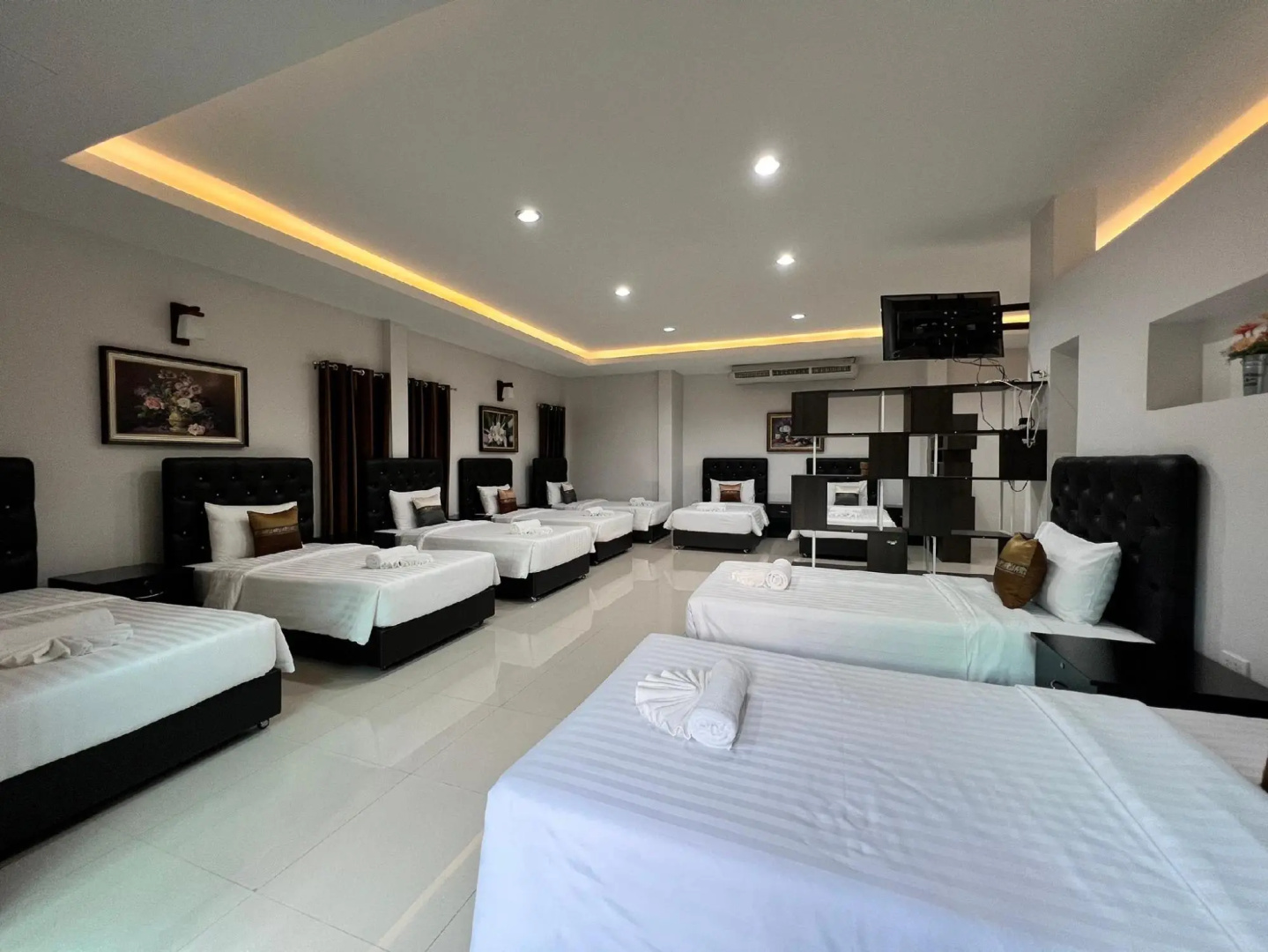 The Canal Garden Resort