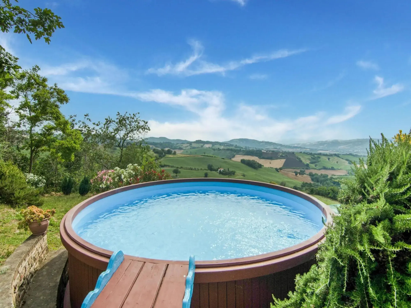 Mansion in Vallefoglia With Pool and Panorama
