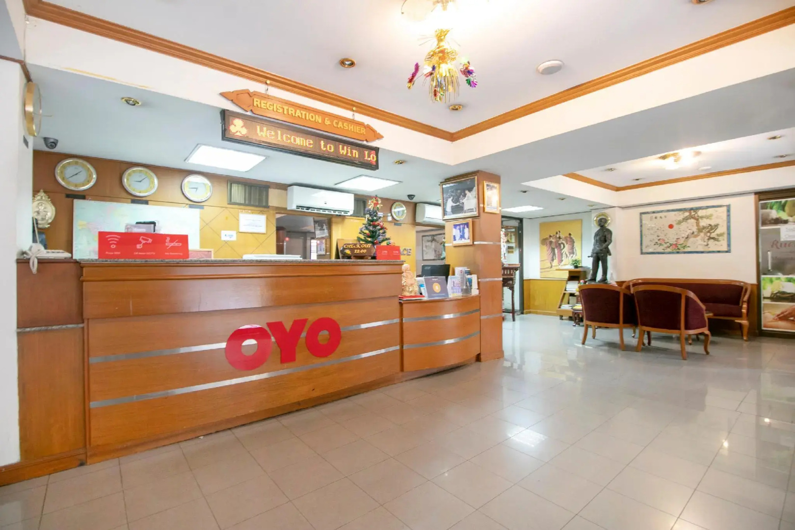 Super OYO 75385 Hotel Win Long