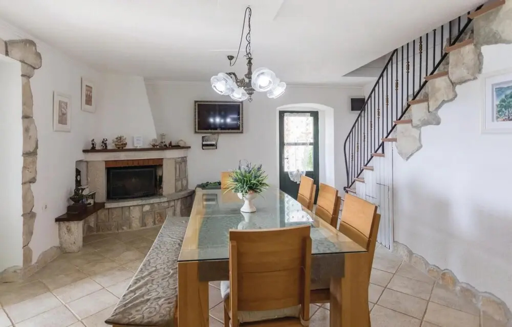 Awesome Home in Klek With Wifi and 4 Bedrooms