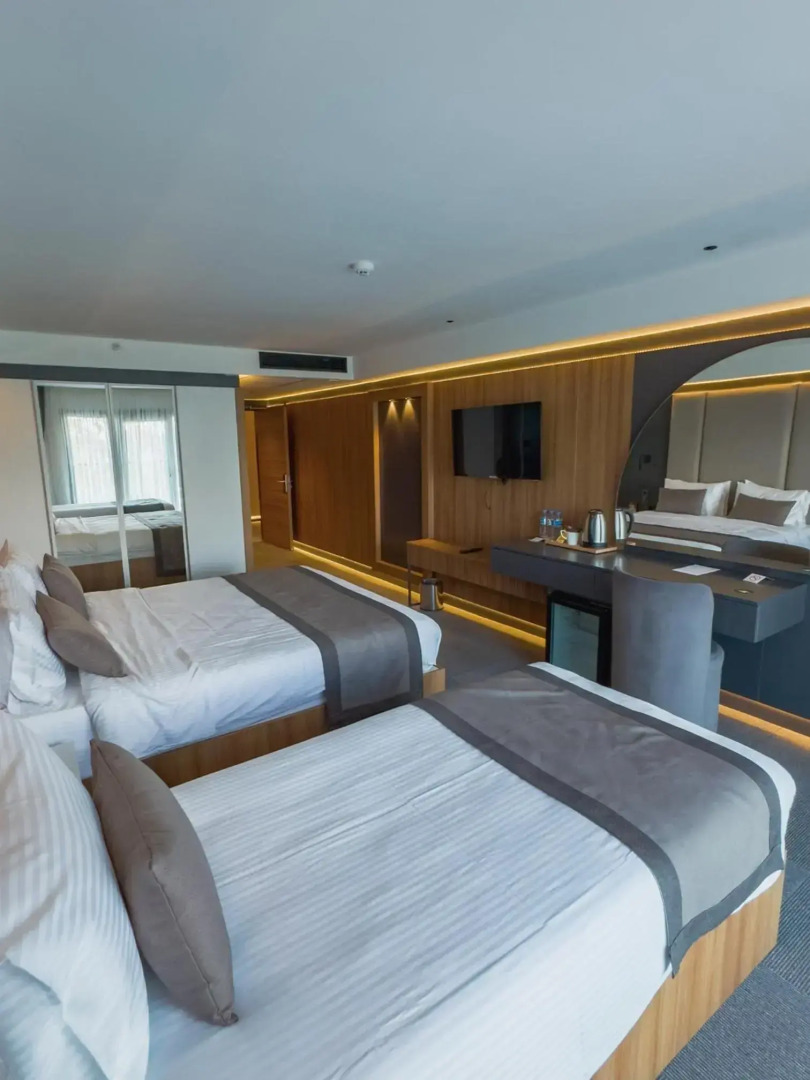 Sera Lake Center Hotel