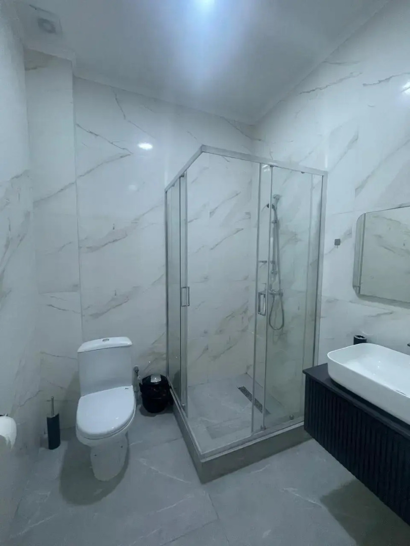 Белый лебедь