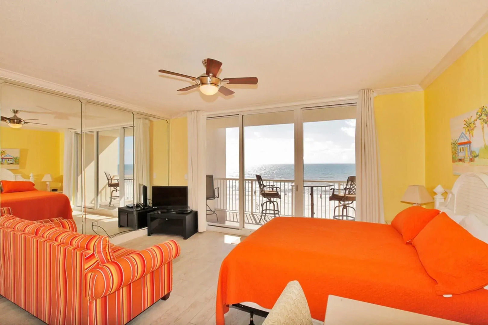 Majestic Beach Resort by Panhandle Getaways