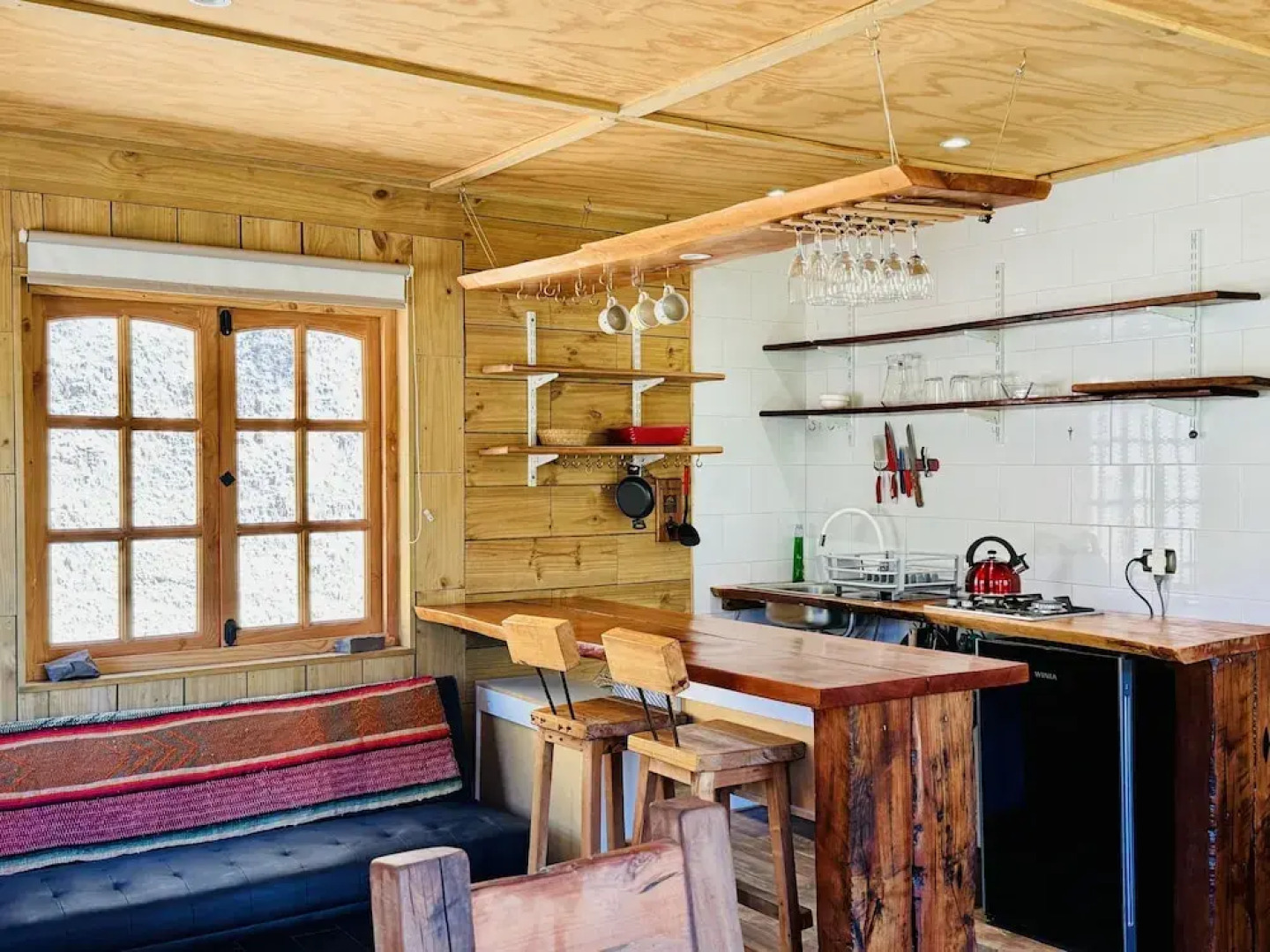 Cabañas entre montañas con tinajas calientes