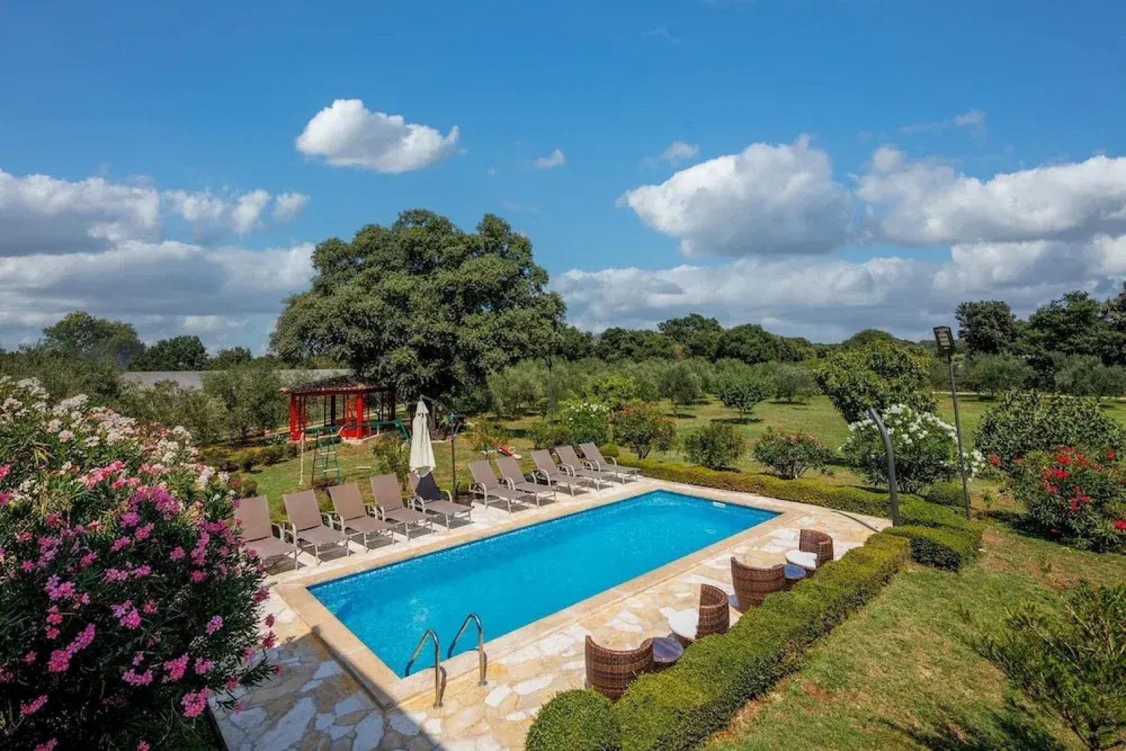 Pool Villa Divina in i an