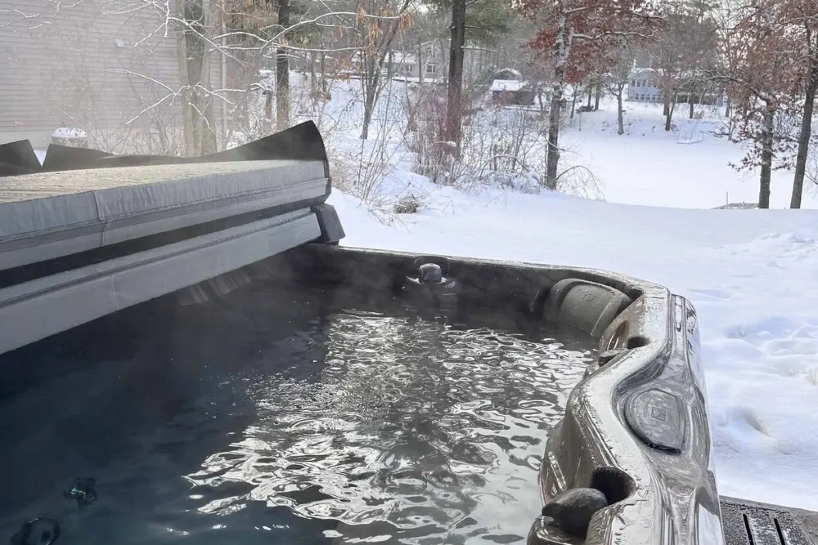 Beautiful Home w/ Hot Tub on Lake Wissota