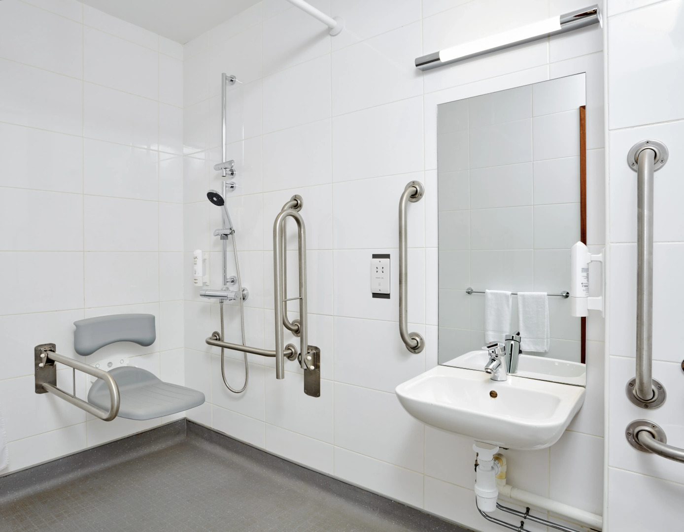 ibis Belfast City Centre