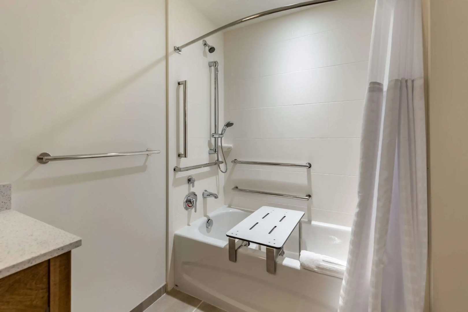 Comfort Inn & Suites Pittsburgh-Northshore