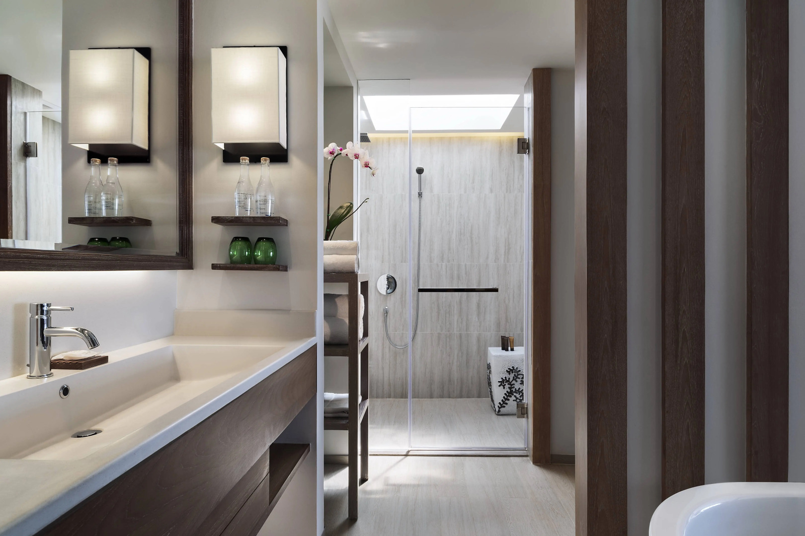 Отель The Nai Harn