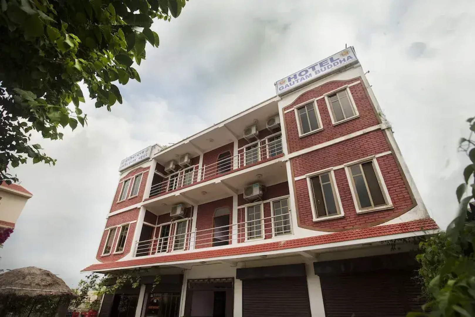 SPOT ON 528 Hotel Gautam Buddha